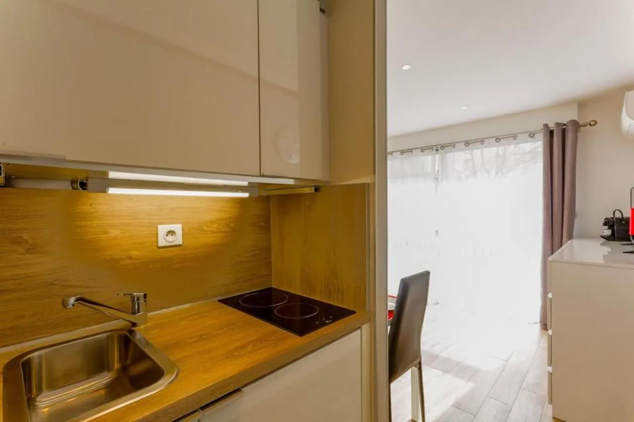 Guestready - Fully Renovated Apartment Near The Beaches